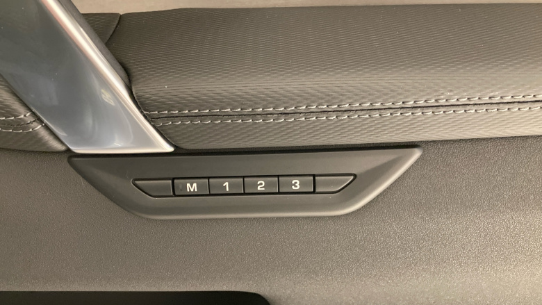 Land Rover Discovery Sport 1.5 P270e Dynamic SE 5dr Auto [5 Seat] Station Wagon